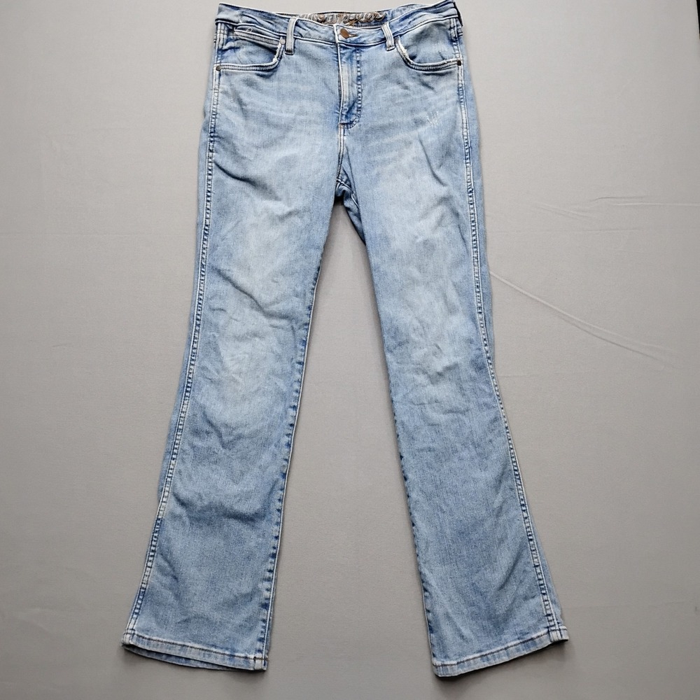 Wrangler Womens 30 High Rise Slim Boot Light Wash Blue Jeans 112317721